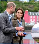 Prințul William și Kate Middleton, îmbrățișați la apus în Scoția. Fotografia emoționantă de la 14 ani de căsătorie