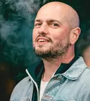 Matei Dima (BRomania), înșelat de un curier. Ce s-a întâmplat cu buchetul comandat, în valoare de 700 lei. „A știut să nu lase chitanța”