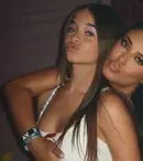 Maya, fiica Antoniei are 16 ani și permis de conducere în Italia. Noi imagini cu adolescenta