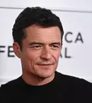 Orlando Bloom iubește din nou după despărțirea de Katy Perry. Cine este fotomodelul cu 21 de ani mai tânăr decât actorul