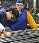 180.000 de joburi au fost postate pe iajob.ro în primul an de la lansare. Nevoia de angajare imediată a făcut ca aproape 70% dintre aplicări să fie prin telefon sau Whatsapp