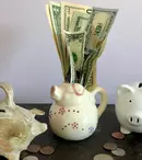 4 din 10 angajați sunt nemulțumiți de salariul lor actual și resimt presiune financiară în viața de zi cu zi