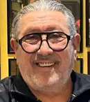 Cum arată palatul de un milion de euro în care locuiește Serghei Mizil: statuie dedicată tatălui și o cameră plină cu băuturi scumpe