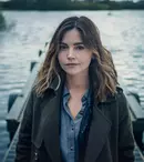 BBC First aduce „The Jetty”, un serial plin de suspans, cu Jenna Coleman în rol principal. Dată de lansare
