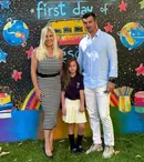 Elena Udrea, alături de fiica ei la școală după 3 ani de absență. „Rugăciunile mele au fost ascultate”