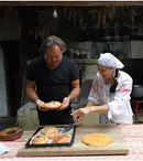 Moldova, vedeta internațională pe Netflix: episoade dedicate în documentarul „Flavours of Romania and The Republic of Moldova”