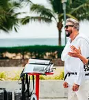 Asia Express, 26 octombrie 2025 - Cătălin Botezatu s-a alăturat temporar competiției. Din ce echipă face parte