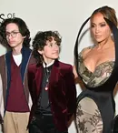 Gemenii lui Jennifer Lopez și ai lui Marc Anthony au ajuns la majorat! Cum arată acum Emme și Max, la 18 ani. Imagini rare din copilăria lor