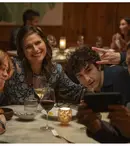 „The Chair Company” pe HBO Max: Serialul creat de Tim Robinson promite umor și conspirații începând cu 13 octombrie