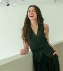 Anne Hathaway, secretul tinereții fără vârstă. Care sunt ritualurile simple prin care actrița își menține silueta