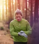 Materiale care îți țin de cald toamna fără să te supraîncălzească