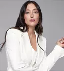 Neslihan Atagül, sinceră despre viața după ce a devenit mamă: ce s-a schimbat după nașterea lui Aziz