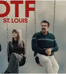 Jason Bateman și David Harbour fac echipă în „DTF St. Louis”: Comedia neagră de pe HBO Max care demonstrează că nicio greșeală nu rămâne neplătită