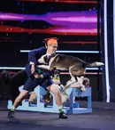 Andra, Golden Buzz pentru un număr unic de dresaj canin la „Românii au talent”. Cine este Mikhail Ermakov