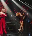 „Campioana blondă” a strălucit în roșu! Sandra Izbașa, surpriză uriașă la concertul Lidiei Buble