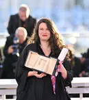 „Singure sub soare”, drama tulburătoare despre blestemul unei ferme izolate. De ce este considerat cel mai puternic film european al anului