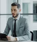 Jobul în 2026: Peste 40% dintre români vor o schimbare radicală până în vară. Salariul, „mărul discordiei” pe piața muncii