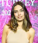 Amine Gülşe a născut! Cine este celebrul fotbalist cu care actrița din „Prizoniera dragostei” are acum trei copii