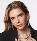 Eda Ece, în lacrimi la 2 ani de când a devenit mamă. Mesajul care a emoționat fanii: „Cei mai grei ani din viața mea”