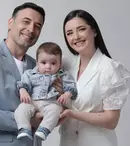 Marina și Daniel Nițoiu ni-l prezintă pe băiețelul lor, Filip. Când are loc botezul EXCLUSIV