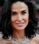 Demi Moore, schimbare radicală de look la Cannes. A renunțat la părul lung în favoarea unui bob tineresc. Cum au reacționat fanii