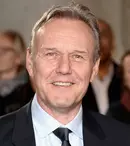 Anthony Head, interpretul lui Rupert Giles din „Buffy”, s-a stins din viață. De ce cred fanii că un blestem cumplit distruge distribuția din „Buffy, spaima vampirilor”