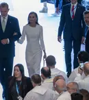 Papa a sfințit Turnul lui Iisus de la Sagrada Família. Regina Letizia, apariție ravisantă în alb în fața Suveranului Pontif