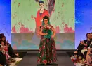 Unde a purtat sora Ronei Hartner rochia spectaculoasă creată de Liza Panait pentru regretata artistă: ”La centrul de bătrâni unde lucrez e sărbătoarea...” / EXCLUSIV