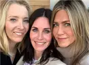 Jennifer Aniston, Courteney Cox şi Lisa Kudrow, petrecere la 15 ani de la finalul FRIENDS. Cum arată „colegele de apartament” acum, la 50+