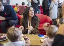 Meghan Markle poartă la gât două lănțișoare cu semnele zodiacale ale lui Harry și Archie. N-o să crezi cât de ieftine sunt!