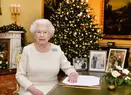 Regina Elisabeta a II-a încalcă tradiția! De ce ține suverana decorațiunile de Crăciun până în februarie