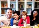 Ce frumoși și talentați sunt băieții lui Andi Moisescu. Învață meserie de la tatăl lor: ”Sunt la curent cu tot ce mişcă amândoi, avem chiar discuţii aprinse”