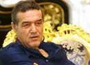 Cum s-a afișat Gigi Becali în aeroport, înainte de a pleca la Muntele Athos: „Oamenii treceau pe lângă el și nu îl recunoșteau”