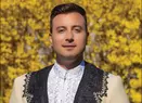 Valentin Sanfira, în scaun cu rotile după ce a suferit un accident în Italia: "Dumnezeu m-a ajutat și am ajuns acasă". Cum se simte artistul în urma operației la picior
