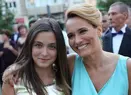 Cum arăta Andreea Esca în copilărie: "Pare că eram cu râsul, și când eram băiețel". Cum au reacționat fanii