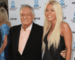 Acuzații grave după moartea fondatorului Playboy. Ce a dezvăluit văduva lui Hugh Hefner