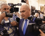 Ilie Bolojan și-a golit biroul. Singurele două obiecte pe care le-a lăsat la Palatul Victoria