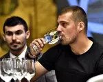 Gabi Tamaș a vorbit deschis despre consumul de alcool: „Spirt nu cred că am băut, dar o să-l încerc”