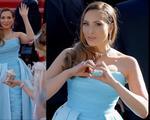 Imagini virale de la Cannes! Cum a apărut Iulia Vântur pe covorul roșu. Toți s-au uitat la ea!