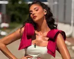 Ramona Olaru a făcut senzație la piscină! Vedeta de la „Neatza cu Răzvan și Dani” și-a surprins fanii cu o apariție în costum de baie și un mesaj tranșant pentru cei care o critică online