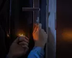 Comuna din România unde zeci de familii trăiesc fără curent. Chisăliţă: "E un flagel absurd"