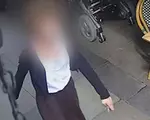 Femeia care a înjunghiat 4 bărbați în Londra ar fi româncă, susţine un martor citat de presa britanică