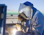 Spania caută cu disperare 20.000 de sudori. Ce salarii oferă