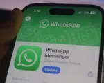 Mesajul de pe WhatsApp care te lasă fără bani în cont. Cum ajung hackerii să controleze telefonul