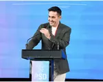 Claudiu Manda, europarlamentar PSD: va fuma din nou pe stadionul Ion Oblemenco, deși e interzis