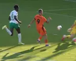 Daniel Bîrligea, ratare uriașă singur cu portarul! Atacantul a irosit o șansă incredibilă. Video