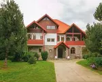 Cornel Dinu își vinde conacul din Sinaia! Cere o mică avere pentru vila cu 6 camere și 7 băi