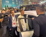 FCSB, în frunte cu Reghecampf, la Salonul Auto București » „Eu sunt cel mai bun șofer! Dacă luăm titlul...”