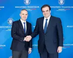 Cine e nașul lui Alexandru Nazare: ministrul Finanțelor din România se căsătorește azi