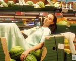 De la produse iconice la fashion: Cum transformă Alexandra Șipa universul Lidl într-o colecție-capsulă inedită